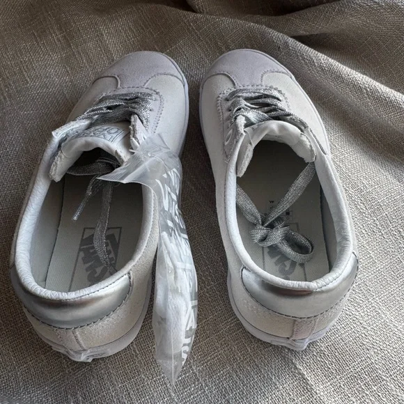 New Women’s Vans Sport Low 'High Shine Grey' Size 5.5 - Picture 3 of 6